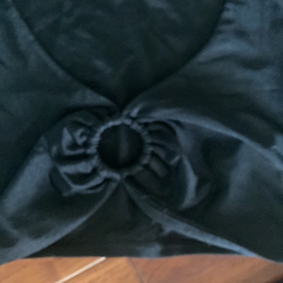 ADIKA Long Sleeve Black Tie Waist Deep V Crop Ring Top Size Large - Picture 6 of 8